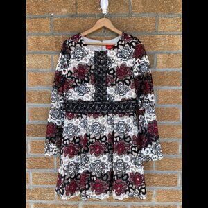 NWT-Monique Lhuillier Bell Sleeve Dayla Dress size 14